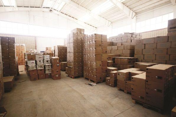 واردات اقلام ممنوعه در پوشش کالاهای متروکه