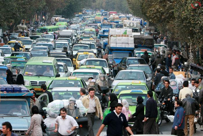 ترافیک بزرگترین مشکل مردم تهران / موتورسیکلت ها به حال خود رها شده‌اند