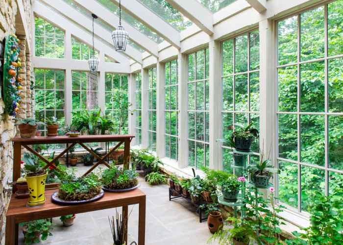 چگونه یک گلخانه خانگی بسازیم؟